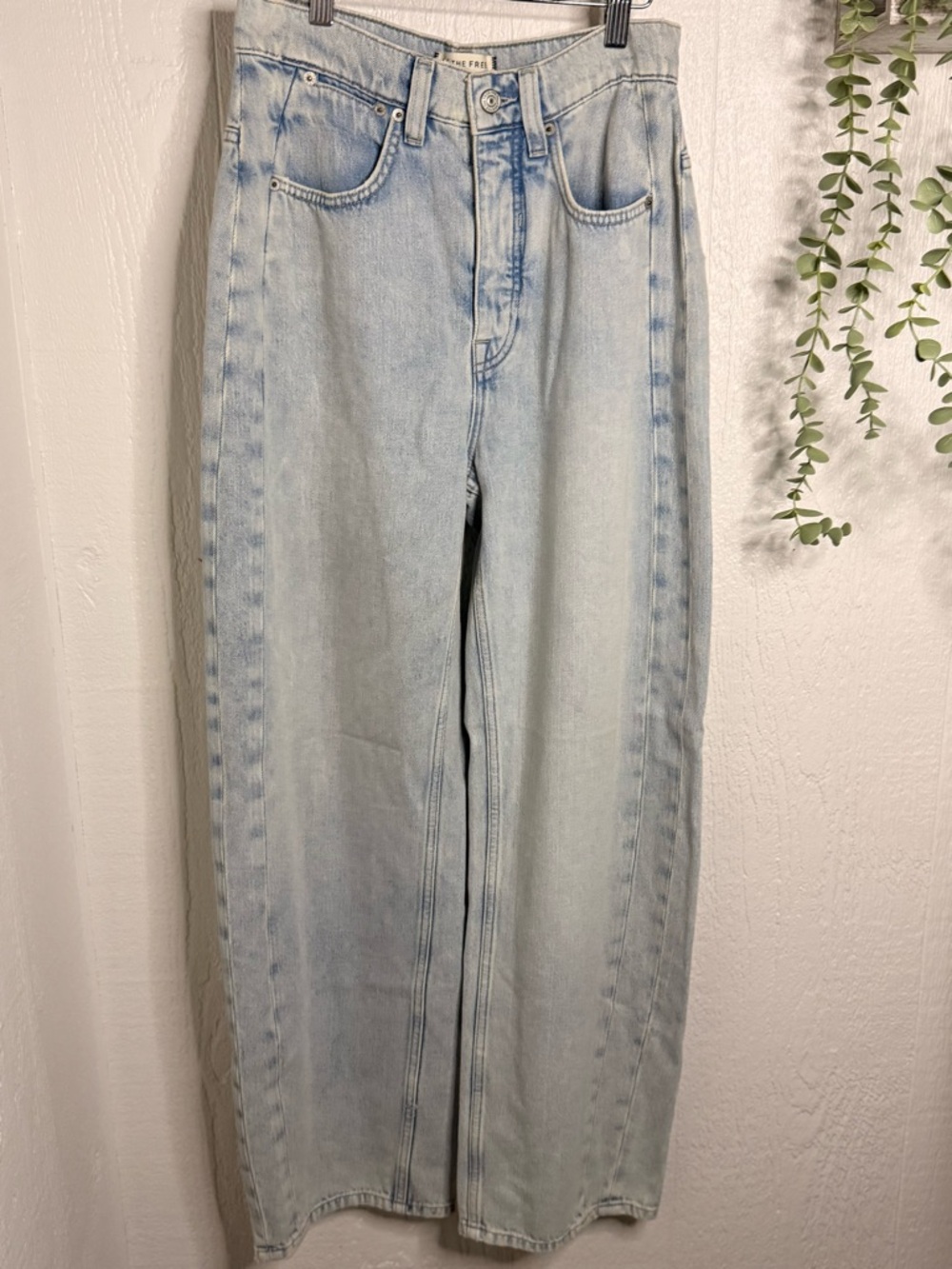 We the Free Truro Baggy Puddled Jeans NWOT beach please - Picture 4 of 6